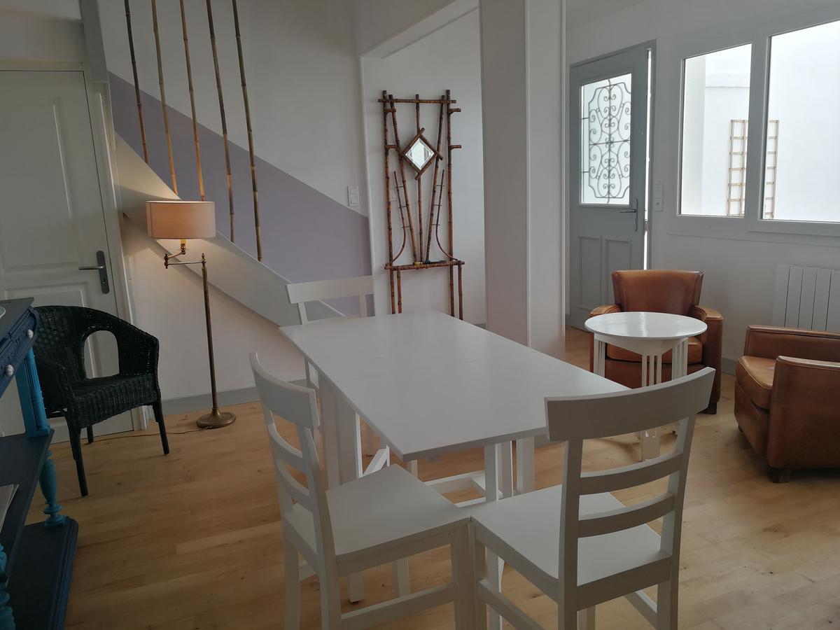 Appartement Un jardin sur le toit - Saintes Extérieur photo
