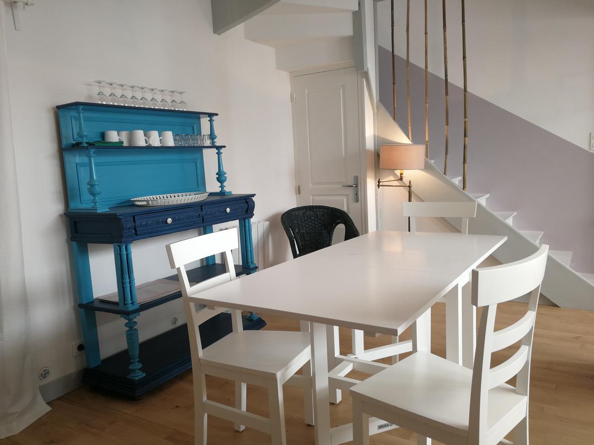 Appartement Un jardin sur le toit - Saintes Extérieur photo